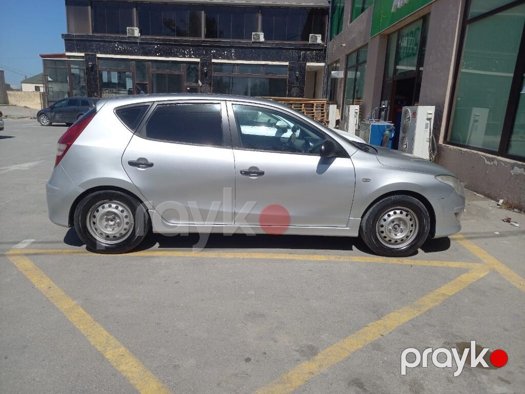 Hyundai i30 hatchback - Kuzov: 5 qapılı hatchback, gümüşü rəng — Avtomobillər, Bakı (10)