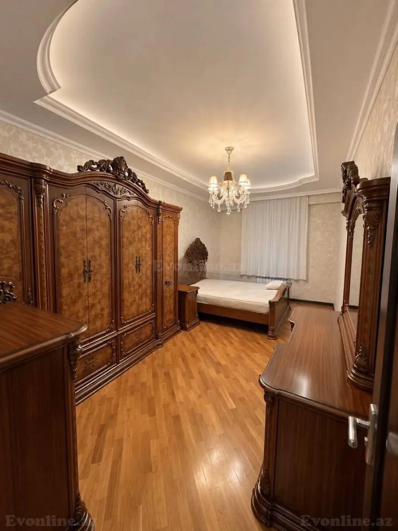 Satılır 3 otaqlı Mənzil Yeni tikili 120 m² Bakı, Yasamal r., Yeni Yasamal — Mənzil, Bakı (4)