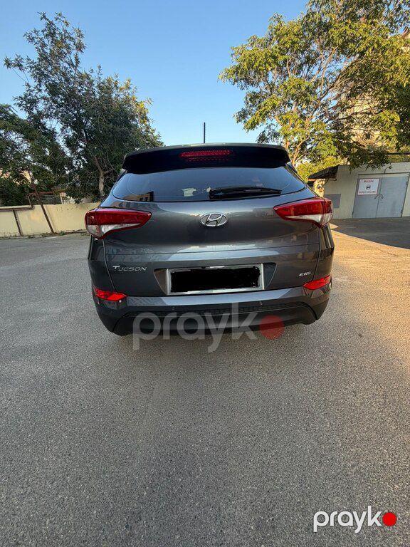 Hyundai Tucson, 2.0 L, 2017 il, 200 000 km — Avtomobillər, Bakı (2)