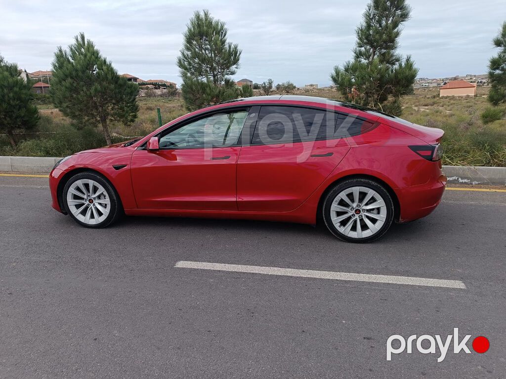 Tesla Model 3: 0.1 l 2022 il 145000 km Sedan — Avtomobillər, Bakı (4)