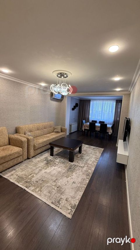 Satılır 3 otaqlı köhnə tikili 75 m² — Bakı