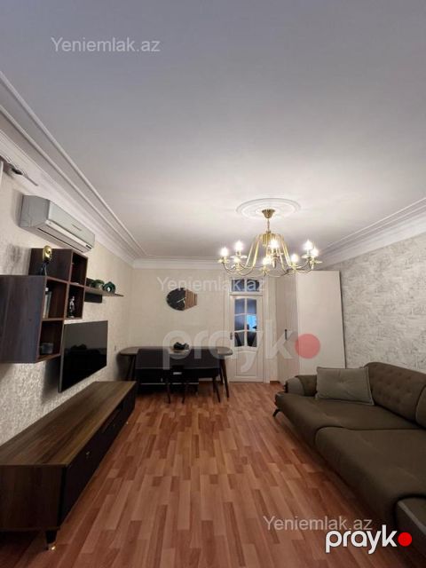 Satılır 2 otaqlı Bina evi menzil (Köhnə tikili), 70 m², Nərimanov rayonu — Bakı