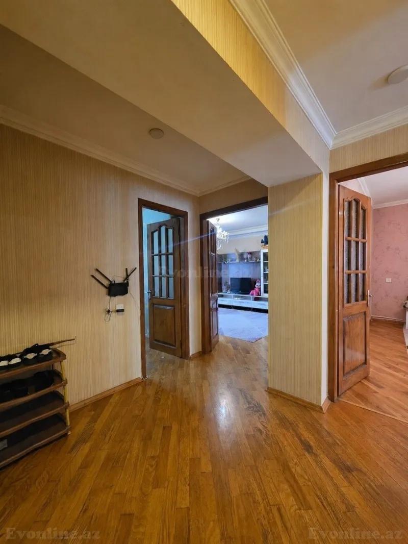 Satılır 3 otaqlı Mənzil Köhnə tikili 85 m² Bakı, Yasamal r., Elmlər Akademiyası m — Mənzil, Bakı (6)