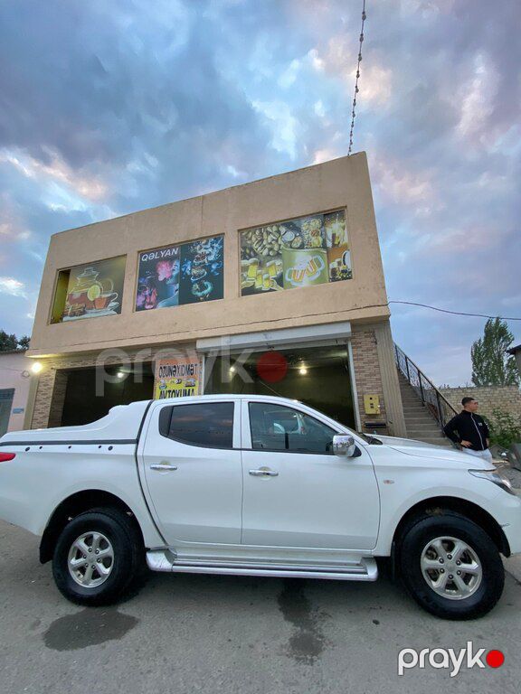 Mitsubishi L200, 2.5 L, 2017 il, 240 000 km — Avtomobillər, Bakı (7)