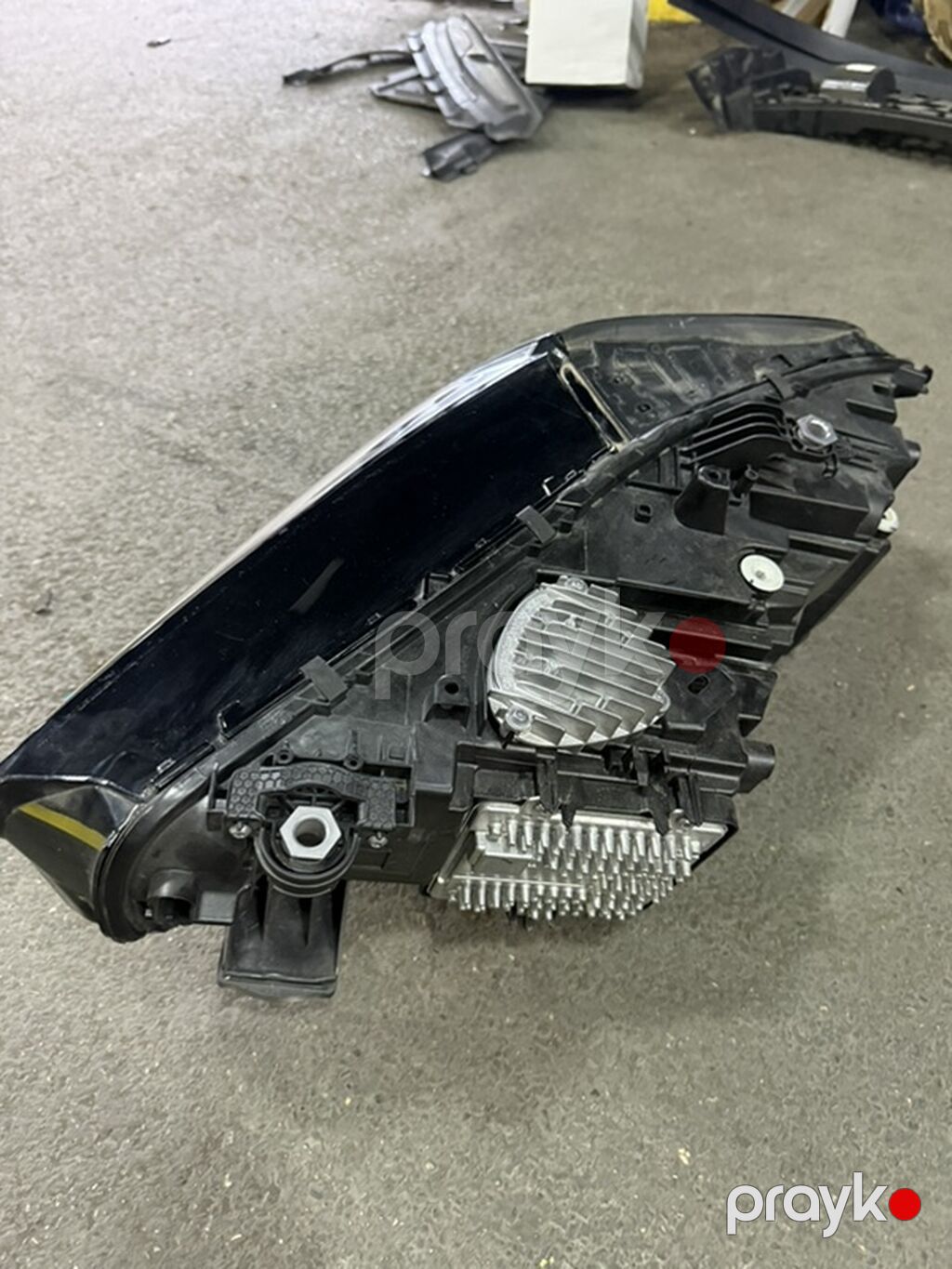 BMW X5 G05 LED ön fara (sağ tərəf) əldədi satılır qiymətdə — Avtomobil işığı, Bakı (2)