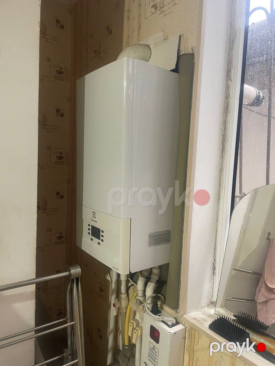Satılır 2 otaqlı köhnə tikili 60 m² — Mənzil, Bakı (7)