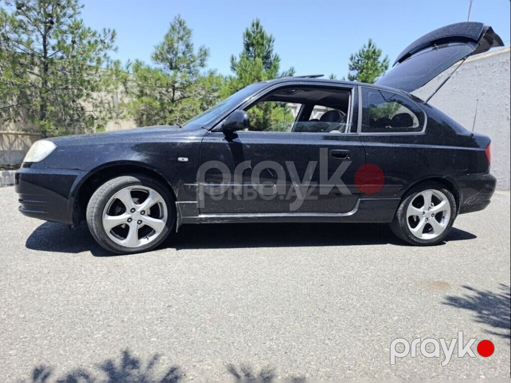 Hyundai Accent: 1.6 l 2005 il Kupe — Avtomobillər, Xırdalan (4)