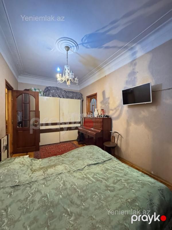 Satılır 3 otaqlı Bina evi menzil (Köhnə tikili), 90 m², Yasamal rayonu — Mənzil, Bakı (12)