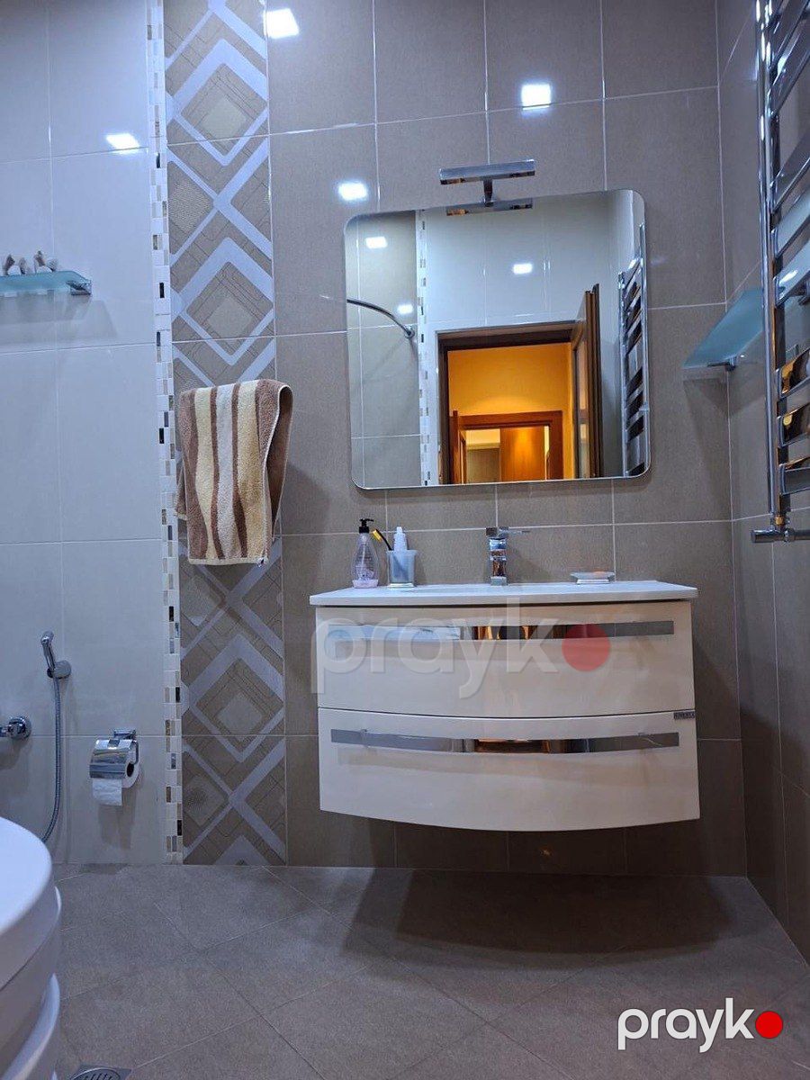 Satılır 4 otaqlı yeni tikili 180 m² — Mənzil, Bakı (2)