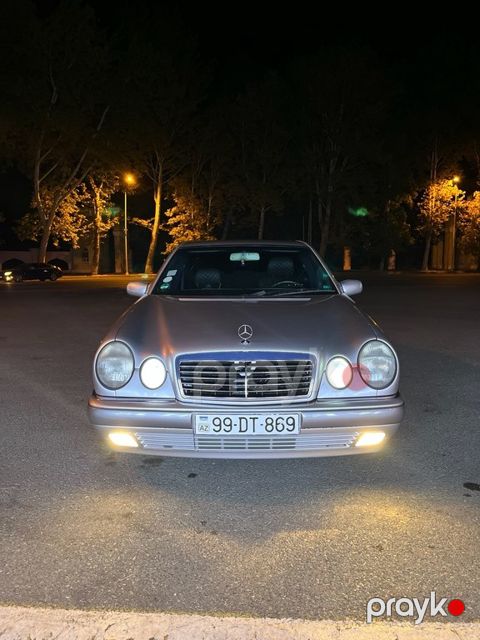 Mercedes E 240, 2.4 L, 1999 il, 399 041 km — Mingəçevir
