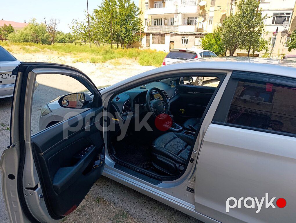 Hyundai Avante, 1.6 L, 2016 il, 139 000 km — Avtomobillər, Bakı (4)