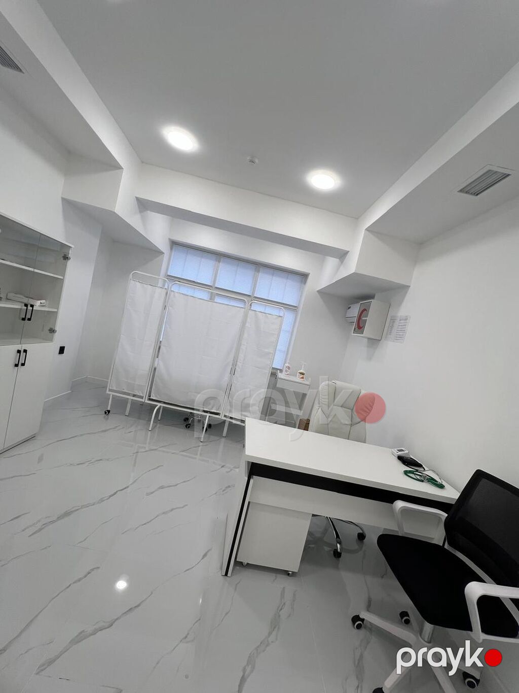Qara Qarayev metrosu yaxınlığında 2/16 Yeni təmirdən cıxmış Klinika — Əmlak, Bakı (5)