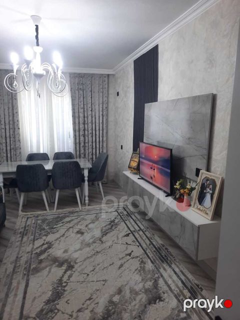 Satılır 3 otaqlı köhnə tikili 72 m² — Bakı