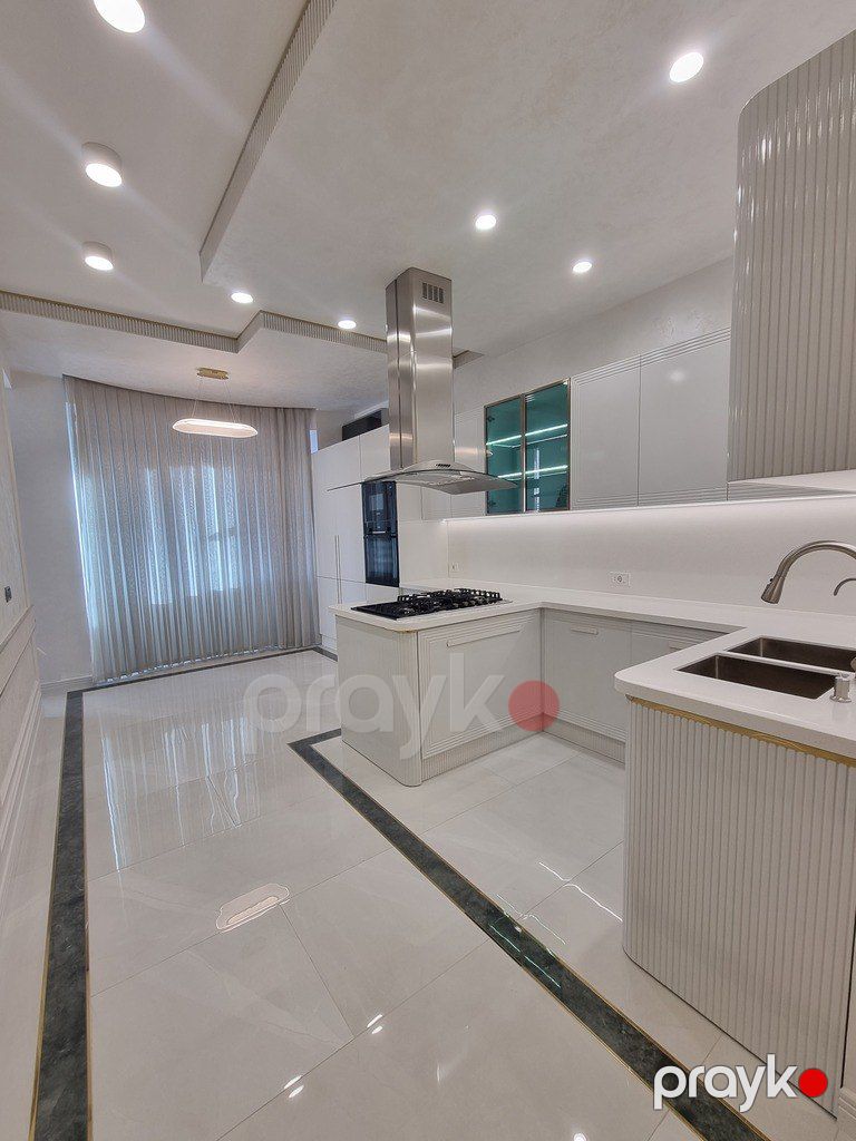 Satılır 4 otaqlı yeni tikili 204 m² — Mənzil, Bakı (6)