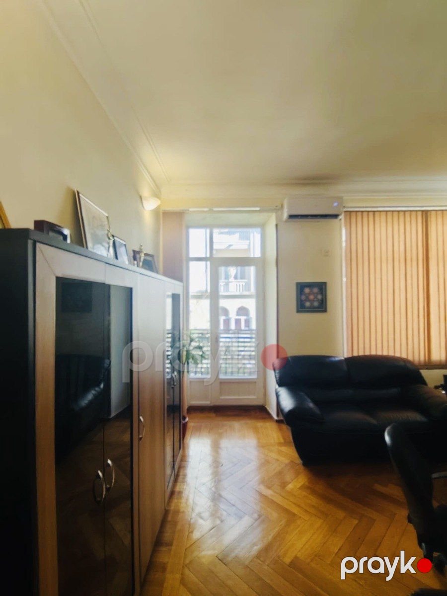 Satılır 3 otaqlı köhnə tikili 105 m² — Mənzil, Bakı (7)