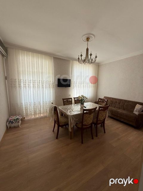 Satılır 2 otaqlı köhnə tikili 65 m² — Bakı