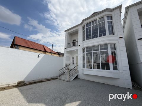 Satılır 4 otaqlı həyət evi/bağ evi 170 m² — Bakı