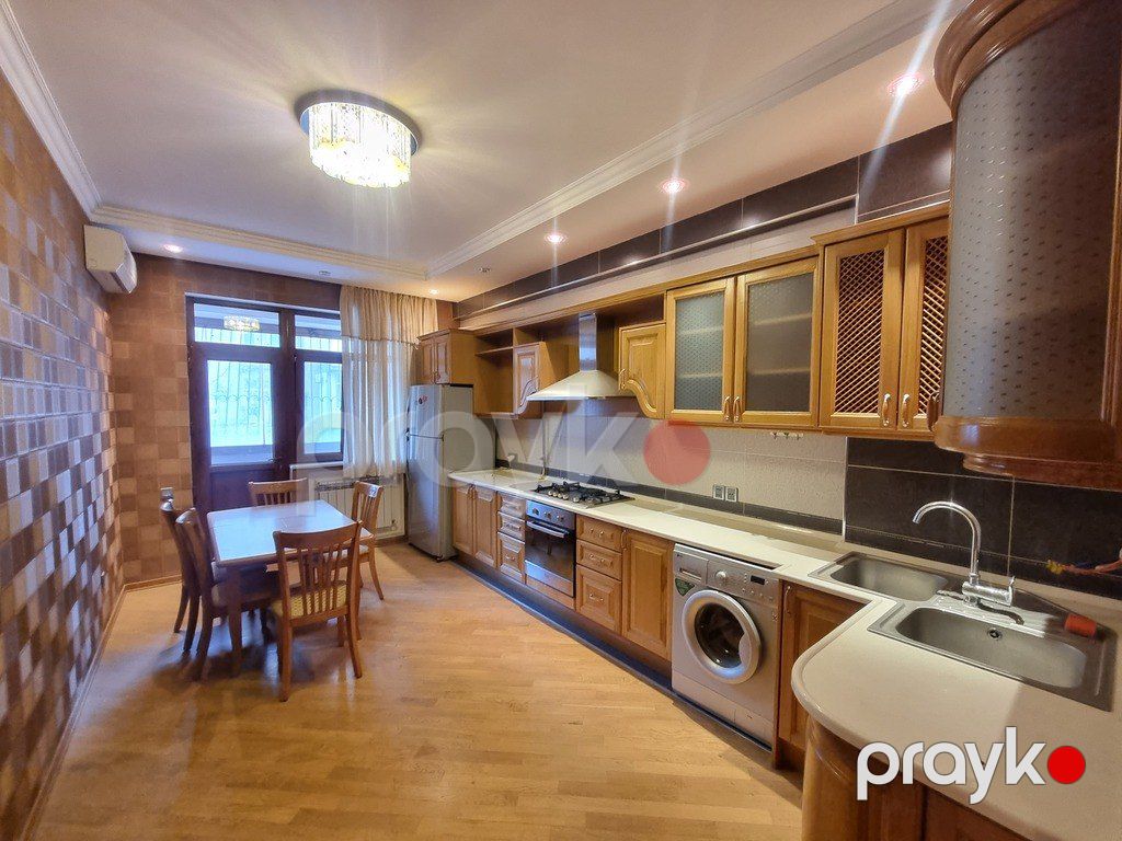 Satılır 4 otaqlı yeni tikili 180 m² — Mənzil, Bakı (4)