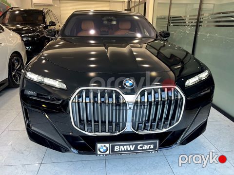 BMW 750e, 3.0 L, 17.6 kWh, 2024 il, 32 000 km — Bakı