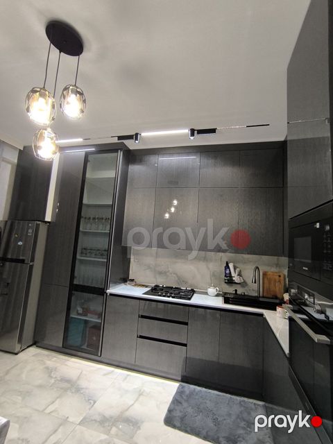 Satılır 3 otaqlı yeni tikili 135 m² — Bakı