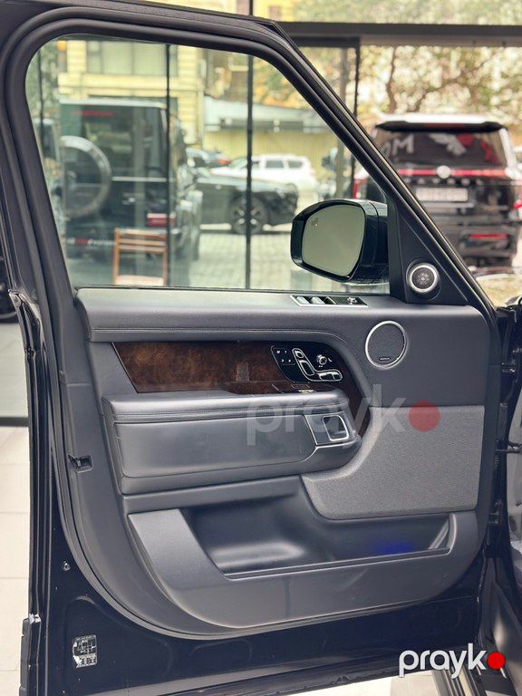 Land Rover Range Rover, 3.0 L, 2018 il, 127 936 km — Avtomobillər, Bakı (8)