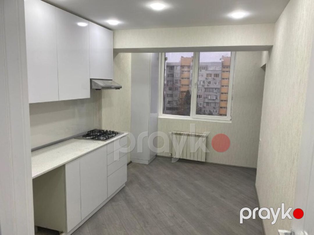 Satılır 2 otaqlı köhnə tikili 65 m² — Mənzil, Bakı (3)