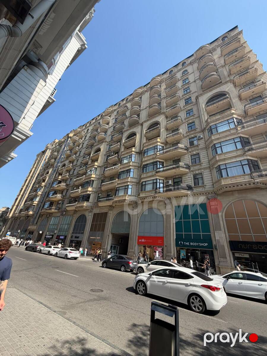 Satılır 3 otaqlı yeni tikili 150 m² — Mənzil, Bakı (4)
