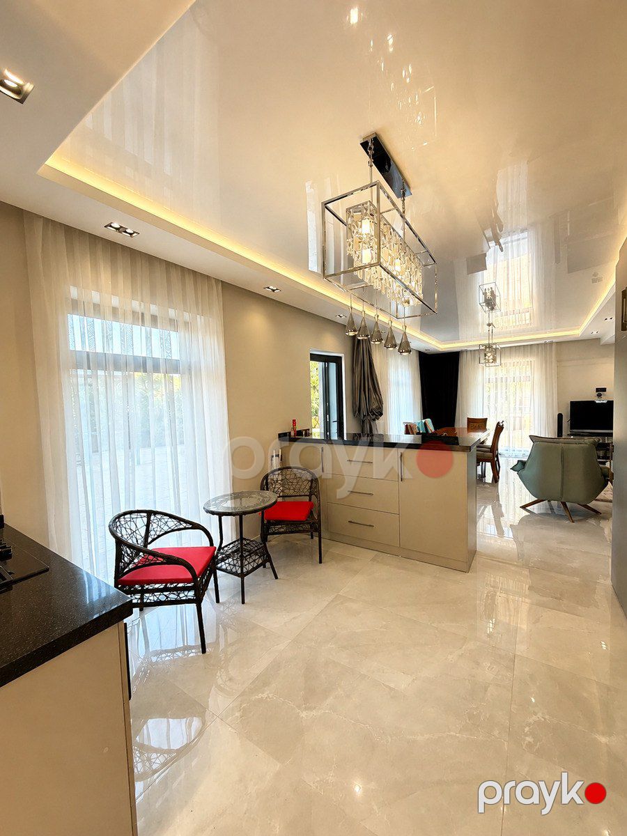 İcarəyə verilir 5 otaqlı həyət evi/bağ evi 250 m² — Ev, villa, Bakı (11)