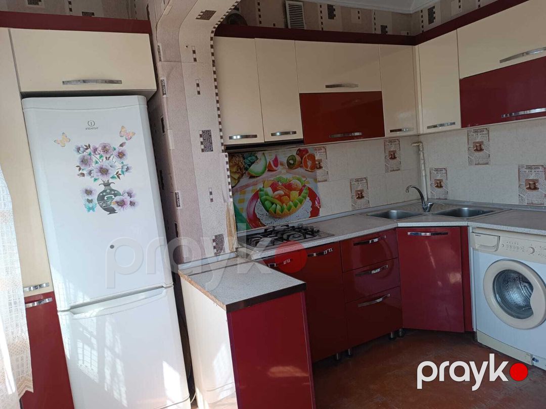 Satılır 4 otaqlı köhnə tikili 102 m² — Mənzil, Bakı (7)