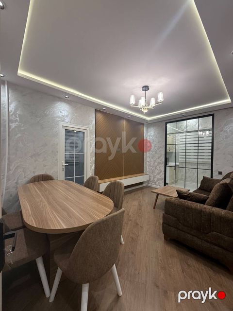 Satılır 3 otaqlı köhnə tikili 70 m² — Bakı