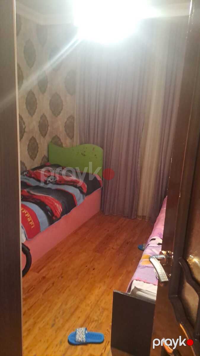 Satılır 4 otaqlı köhnə tikili 86 m² — Mənzil, Bakı (3)