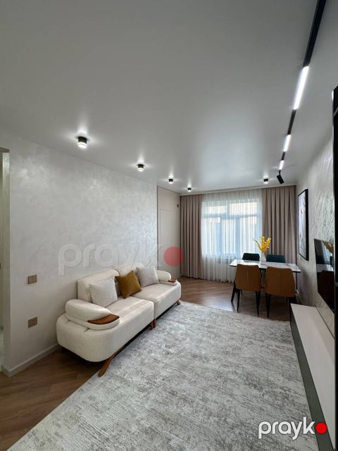 Satılır 3 otaqlı köhnə tikili 65 m² — Bakı