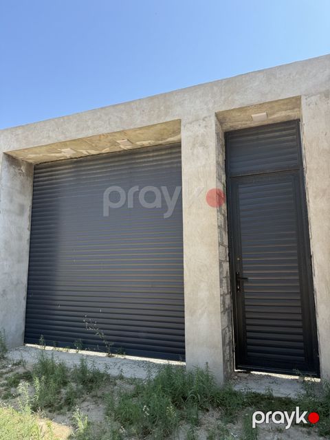 Satılır 4 otaqlı həyət evi/bağ evi 200 m² — Bakı