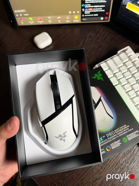 Kompüter siçanı Razer Basilisk V3 Pro White — Bakı