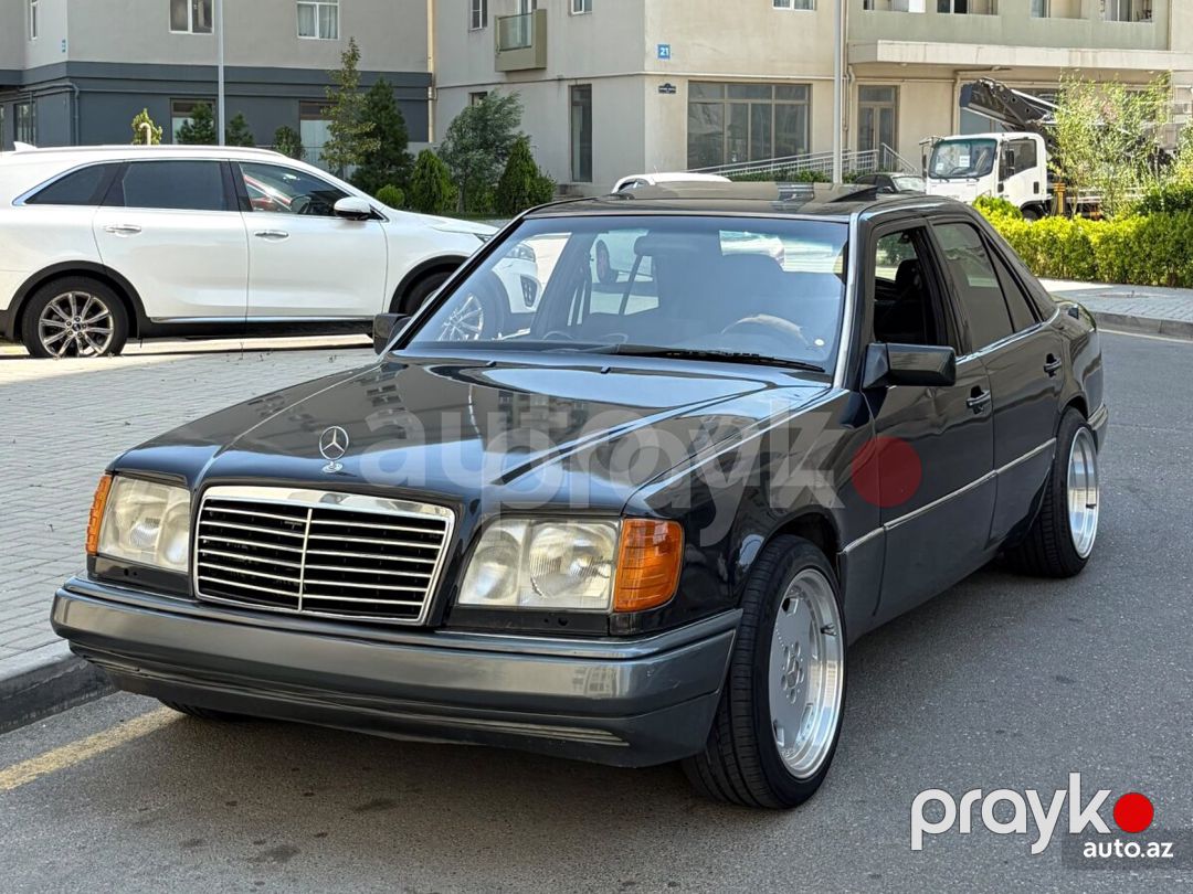 Mercedes-Benz E 220, 1994 — Avtomobillər, Bakı (2)