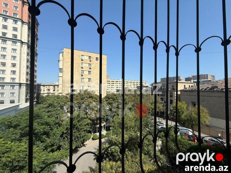 Kirayə (aylıq) 3 otaqlı Köhnə Tikili, 28 May metrosu, 28 Mall, Nəsimi rayonu — Mənzil, Bakı (8)