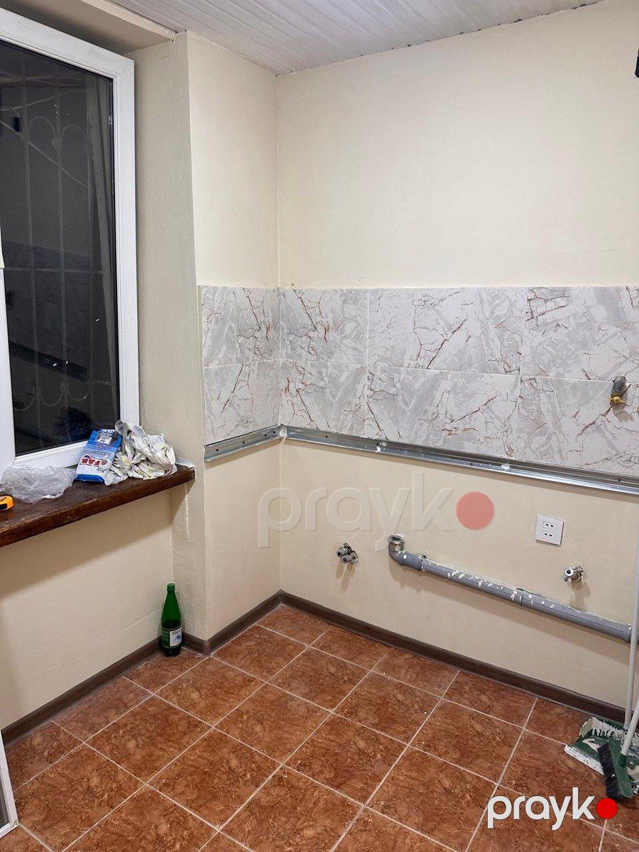 İcarəyə verilir 1 otaqlı köhnə tikili 50 m² — Mənzil, Bakı (10)