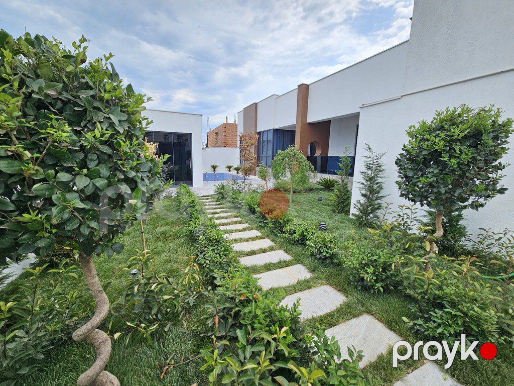 Satılır 4 otaqlı həyət evi/bağ evi 200 m² — Ev, villa, Bakı (3)