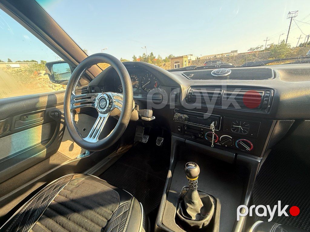 BMW 520, 2.0 L, 1990 il, 200 000 km — Avtomobillər, Bakı (8)