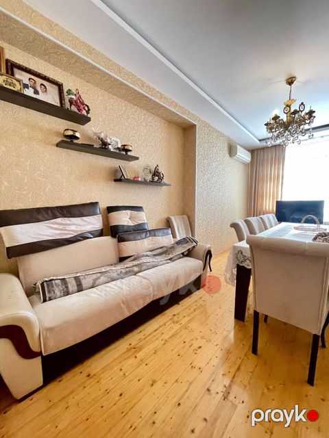 İcarəyə verilir 3 otaqlı yeni tikili 120 m²