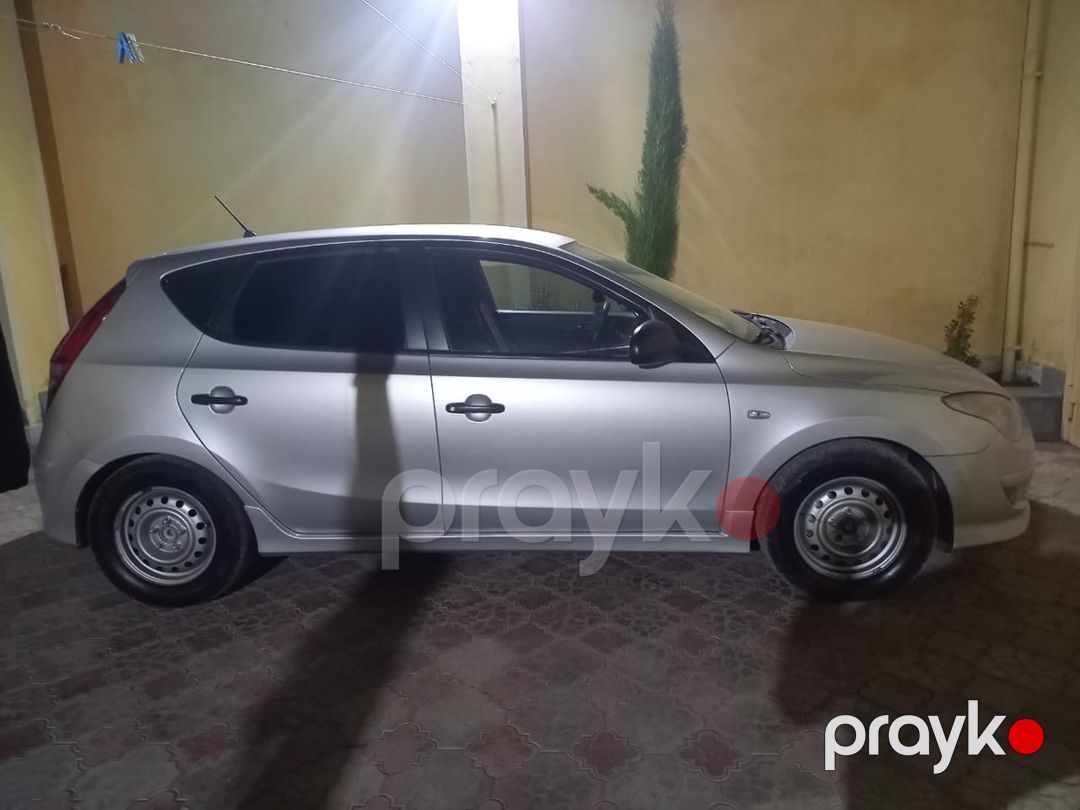 Hyundai i30 2010, 1400 Benzin, 400 000 km — Avtomobillər, Bakı (8)
