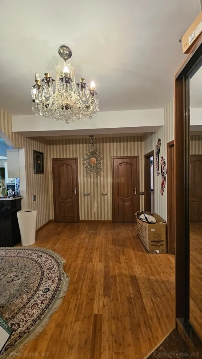 Satılır 3 otaqlı Mənzil Yeni tikili 120 m² Bakı, Abşeron r