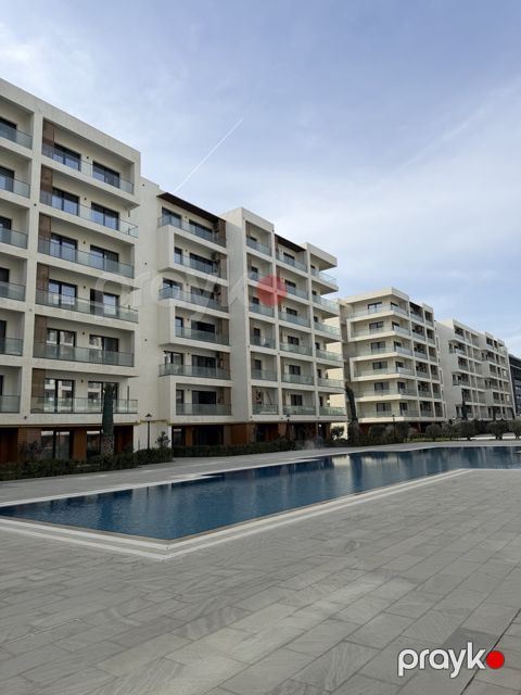 Satılır 1 otaqlı yeni tikili 60 m² — Bakı