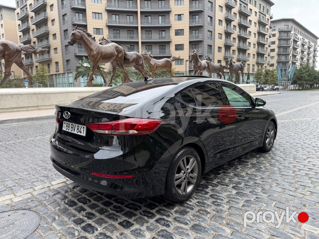 Hyundai Elantra, 2.0 L, 2018 il, 214 365 km — Avtomobillər, Bakı (7)