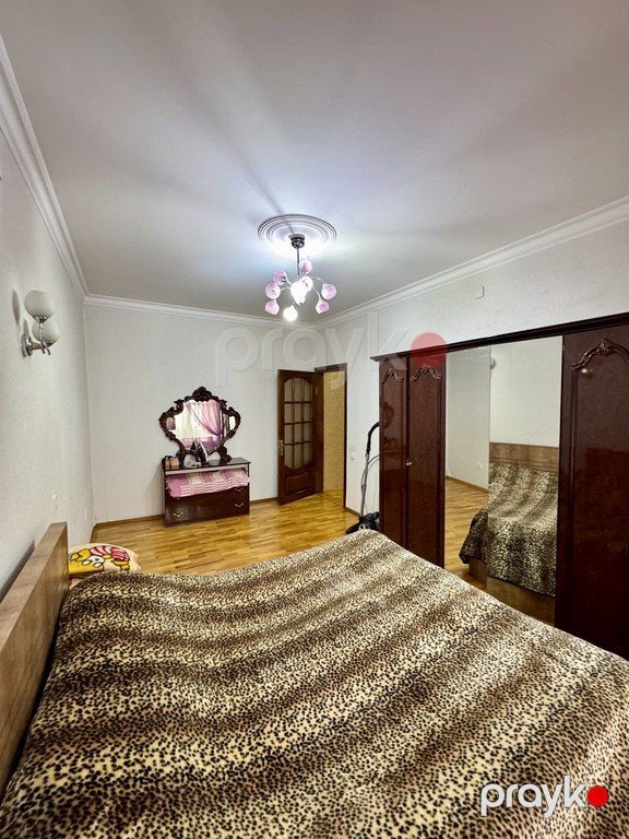 Satılır 5 otaqlı köhnə tikili 120 m² — Mənzil, Bakı (11)