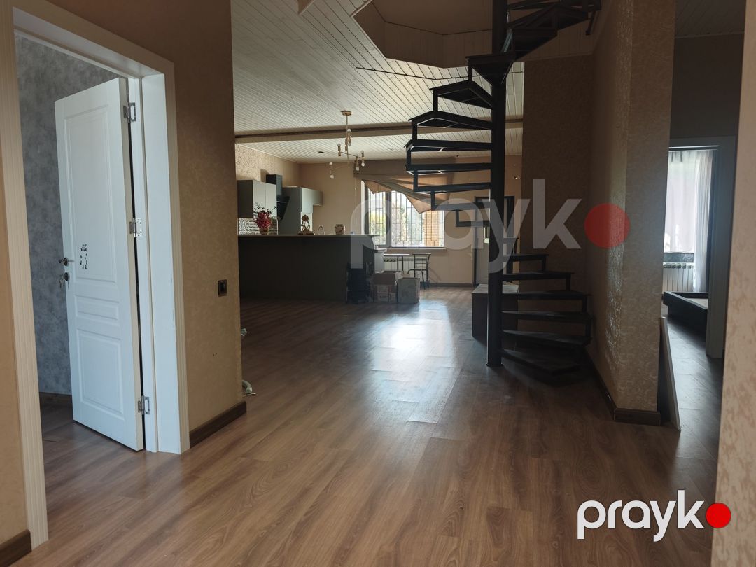 Satılır 4 otaqlı həyət evi/bağ evi 250 m² — Ev, villa, Bakı (2)