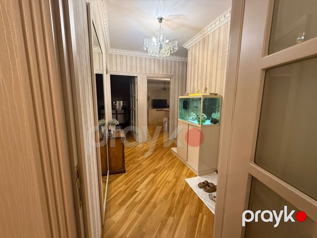 Satılır 5 otaqlı köhnə tikili 110 m² — Mənzil, Bakı (9)