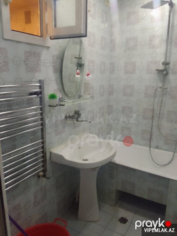 Yasamal rayonunda 2 otaqlı Köhnə tikili Kirayə verilir, 60 m² — Mənzil, Bakı (6)