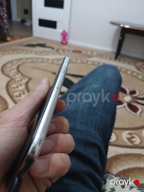 Apple iPhone X Silver 64GB/3GB — Bakı