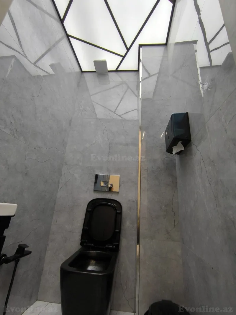 Satılır 3 otaqlı Mənzil Yeni tikili 135 m² Bakı, Yasamal r., Yeni Yasamal — Mənzil, Bakı (8)